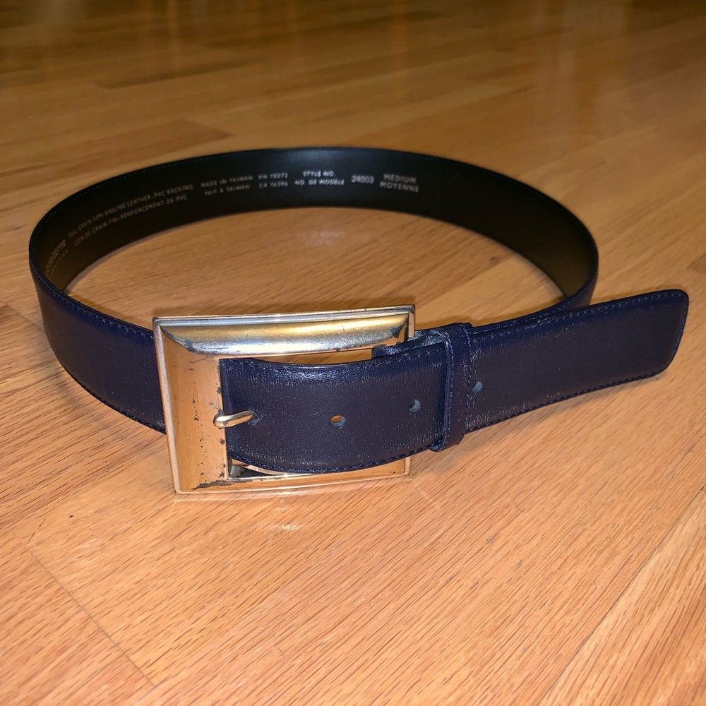 Navy Leather Liz Claiborne Belt